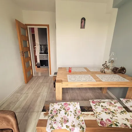 U Ewy Borne Militaria 2 Z Balkonem Dla 3 Osób Kody Przed Przyjazdem W Wiadomości Od Operatora Apartament