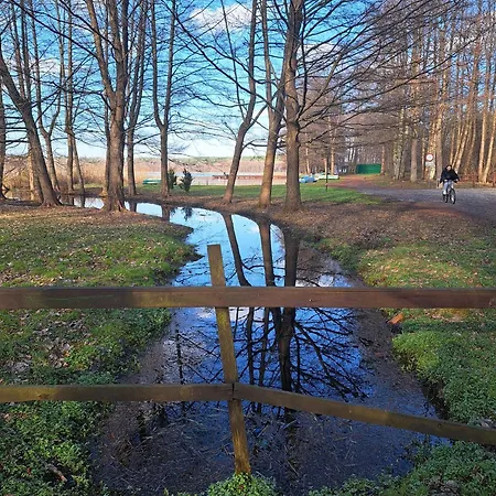 アパート U Ewy Z Balkonem Dla 3 Osob 2pokoje ボルネ・スリノボ