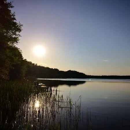 U Ewy Z Balkonem Dla 3 Osob 2pokoje アパート