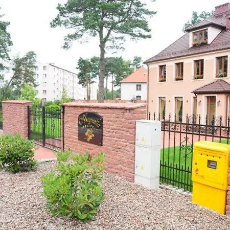 U Ewy Z Balkonem Dla 3 Osob 2pokoje アパート